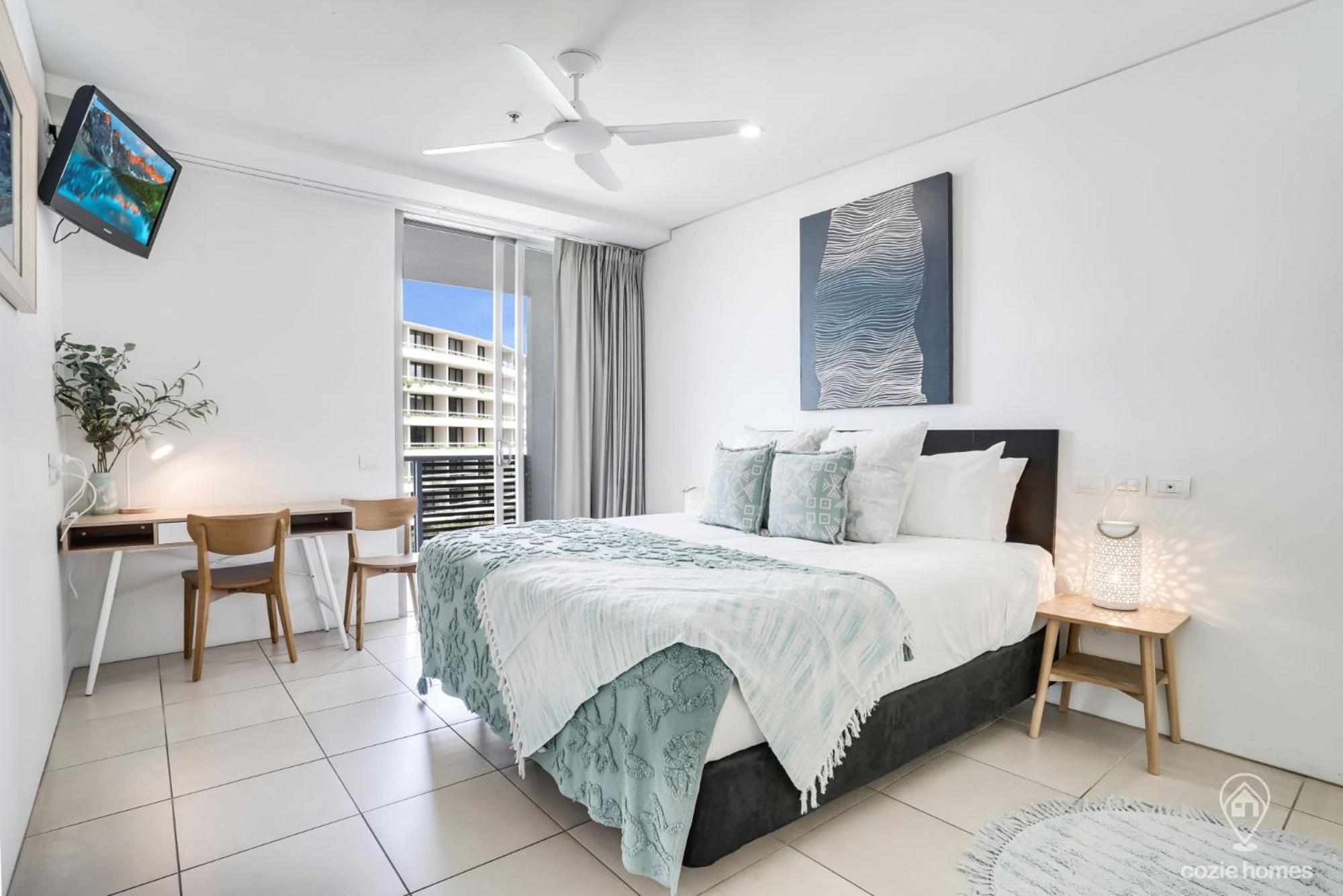 Hotel 602 Harbour Lights With Ocean Views Cairns Pokój zdjęcie